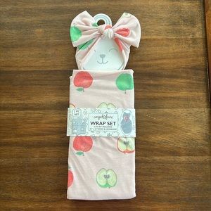 NEW Baby 2 pc Wrap Set APPLE pattern.